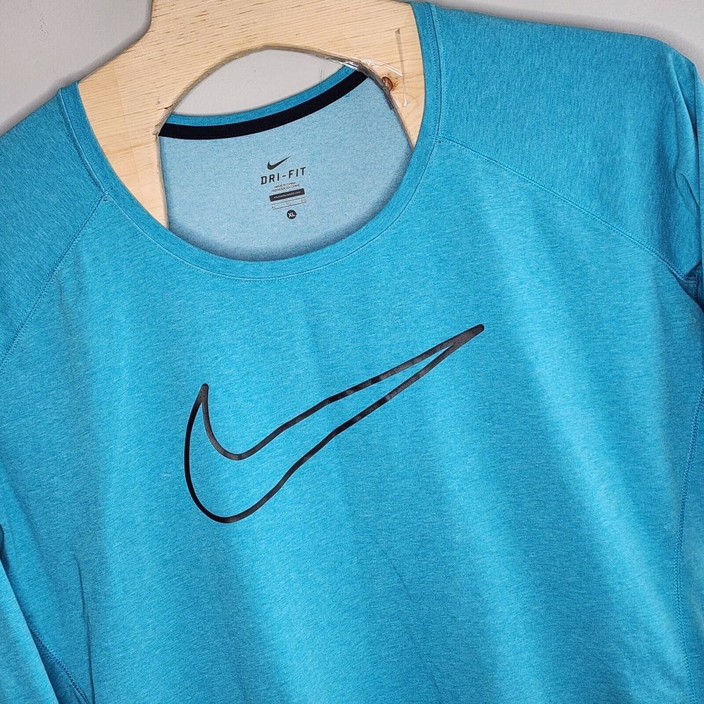 Nike Dri Fit Womens XL Blue Boat Neck‎ Relaxed Fit Long Sleeve Active Top